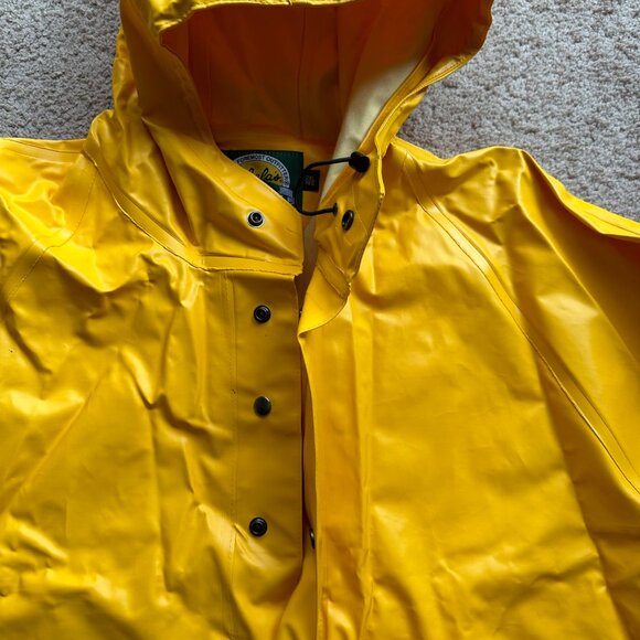 Cabelas Jacket Mens 2XL NWT Alaskan Guide Parka PVC Yellow Button Close - Picture 9 of 11